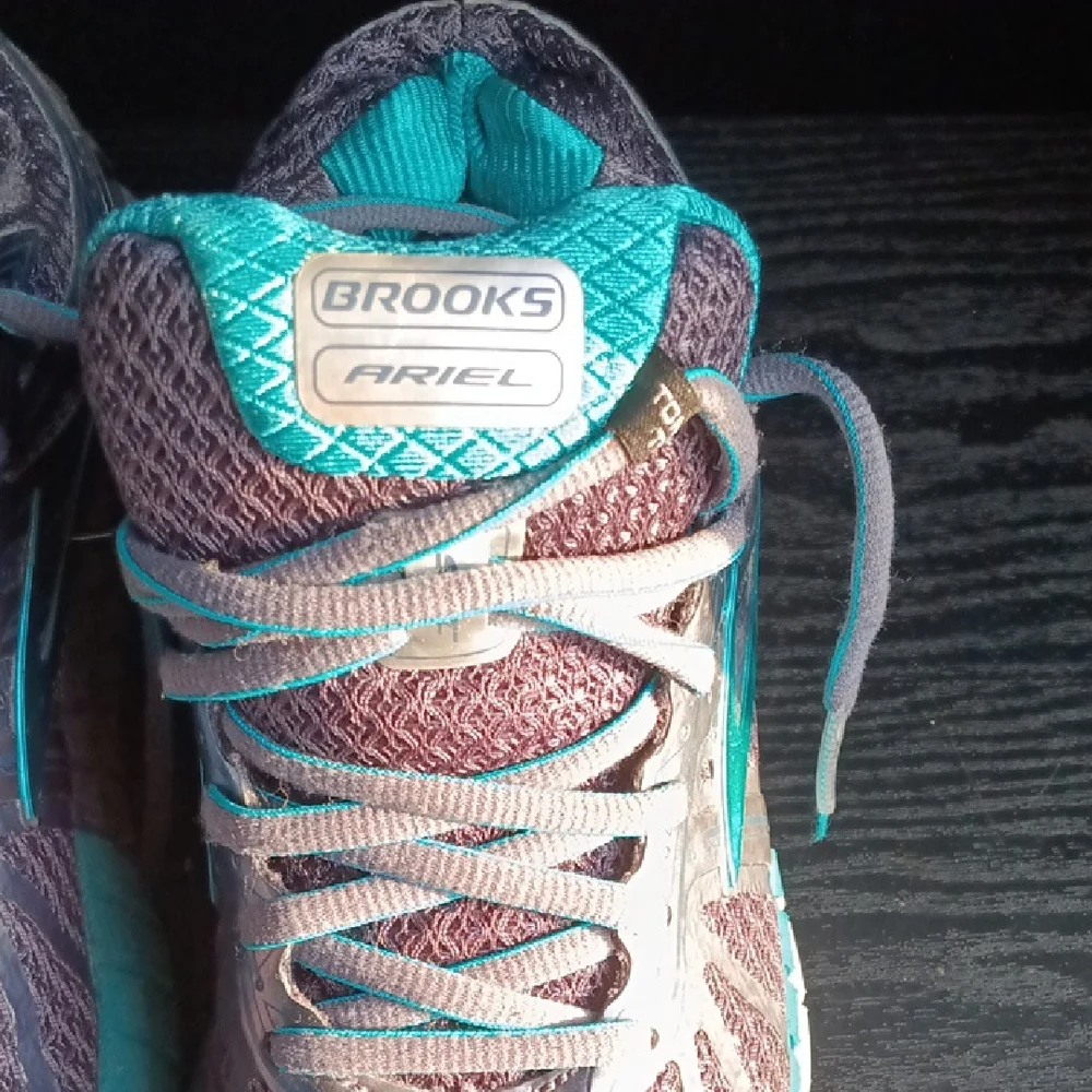 Brooks Ariel Stability Running Shoes Women’s Size 7 Teal & Navy Lace Up - Picture 4 of 4